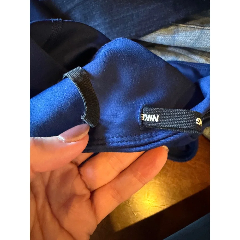 Nike Dri FIT Leggings Women Medium Blue Cropped Laser Cut Pockets‎ Athleisure